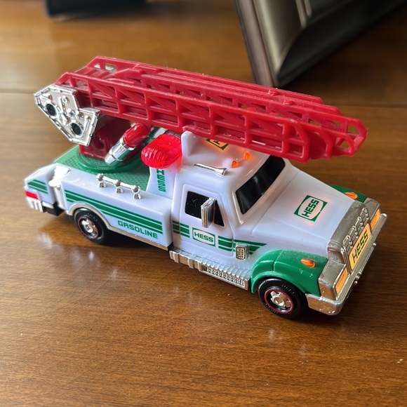 HESS Truck - Picture 11 of 14
